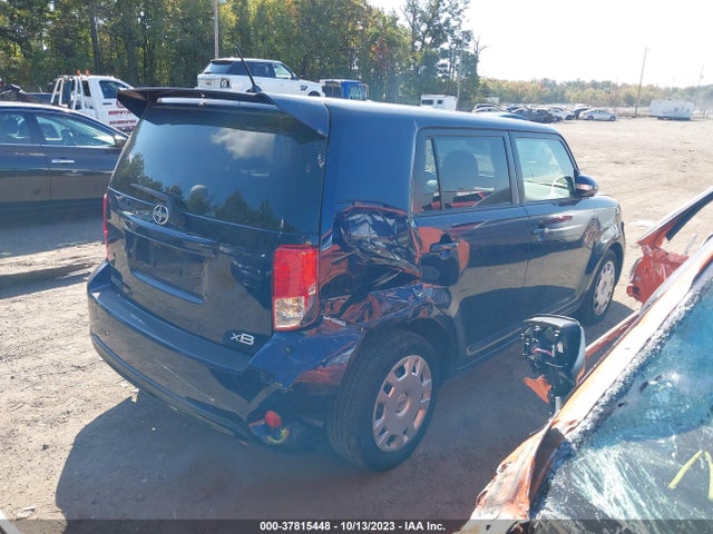 2015 SCION XB VIN: JTLZE4FE1FJ077485
