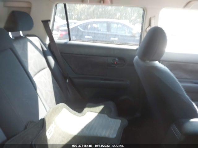 2015 SCION XB VIN: JTLZE4FE1FJ077485