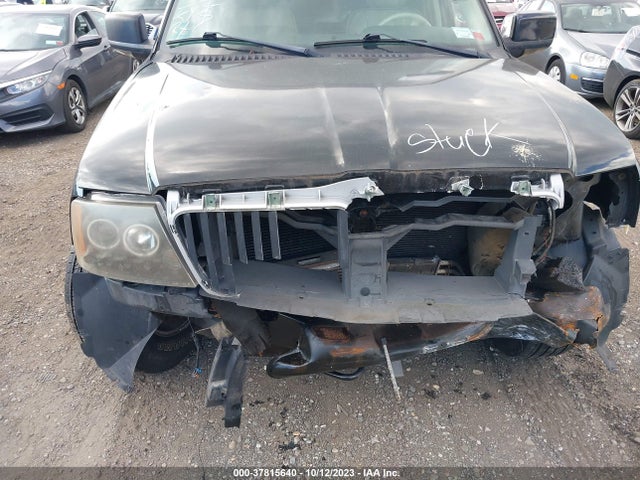 2006 LINCOLN NAVIGATOR LUXURY/ULTIMATE VIN: 5LMFU28596LJ26058