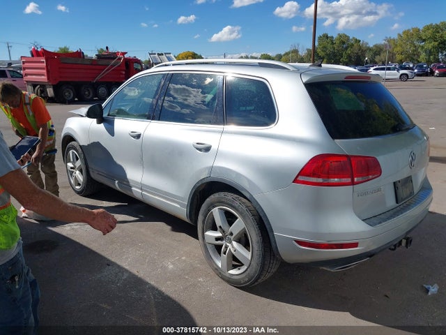 Продаж на аукціоні авто 2013 Volkswagen Touareg Lux, vin: WVGEP9BP2DD006473, номер лоту: 37815742