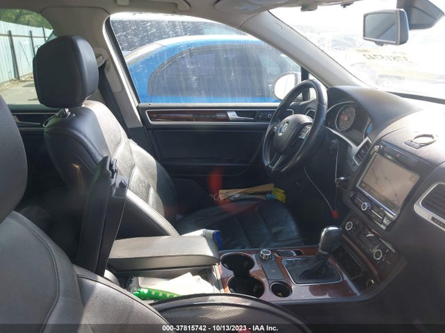 Продаж на аукціоні авто 2013 Volkswagen Touareg Lux, vin: WVGEP9BP2DD006473, номер лоту: 37815742