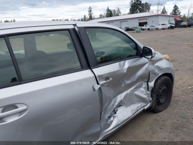 JTKKUPB44E1040369 Scion XD