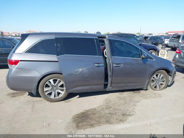 Honda Odyssey Touring 2015 5FNRL5H95FB018888 Image 13