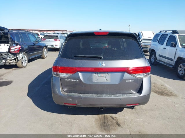 Honda Odyssey Touring 2015 5FNRL5H95FB018888 Image 16