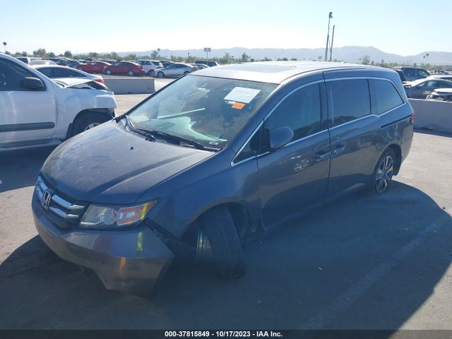 Honda Odyssey Touring 2015 5FNRL5H95FB018888 Image 2