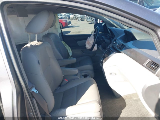 Honda Odyssey Touring 2015 5FNRL5H95FB018888 Image 5