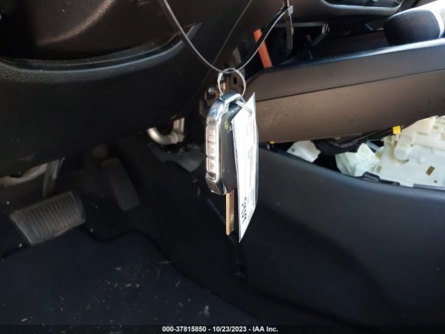 KNDJ23AU4N7174458 KIA SOUL LX