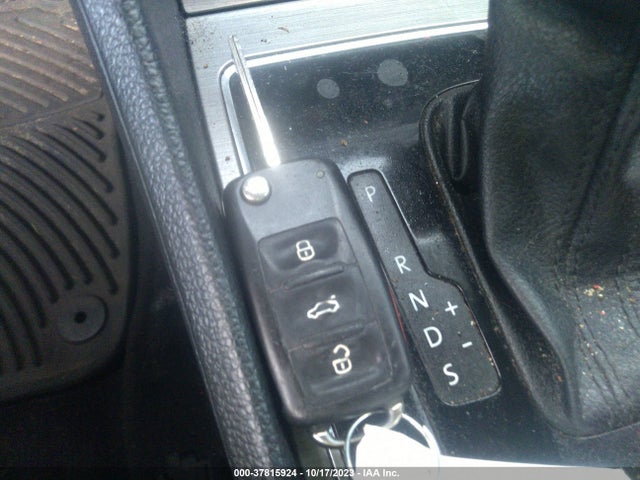 1VWBT7A39EC054286 Volkswagen Passat Se W/sunroof