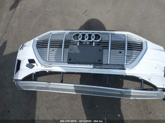 WA1LAAGE5KB024717 Audi E-tron Premium Plus