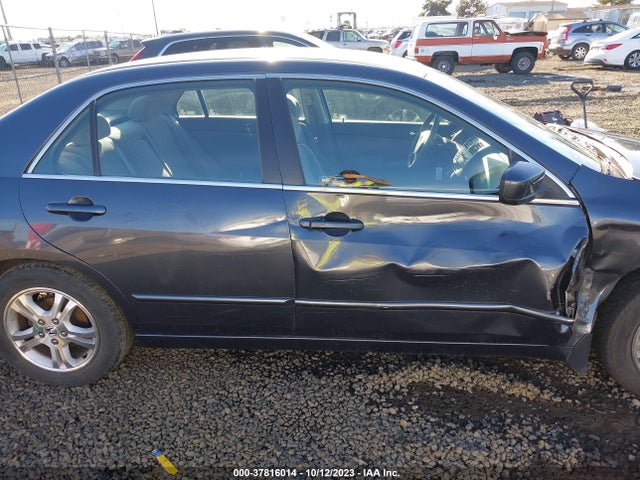 2007 HONDA ACCORD SDN LX SE VIN: JHMCM56317C011354