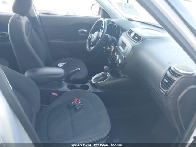 KNDJN2A29E7718565 KIA Soul Base