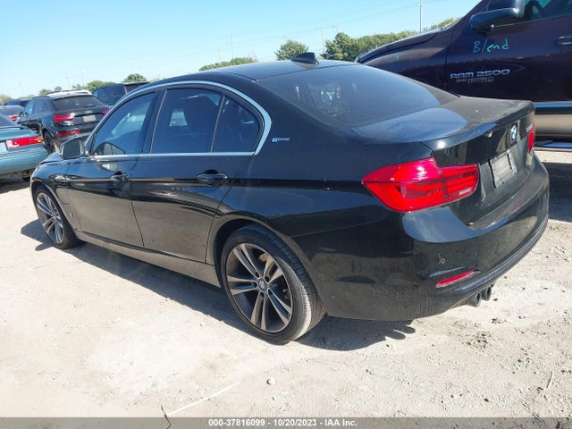 BMW 330e Iperformance 2017 WBA8E1C50HK480104 Image 3