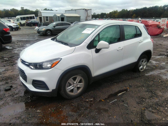 Chevrolet TRAX LS 2020 KL7CJKSB5LB091695 Image 2