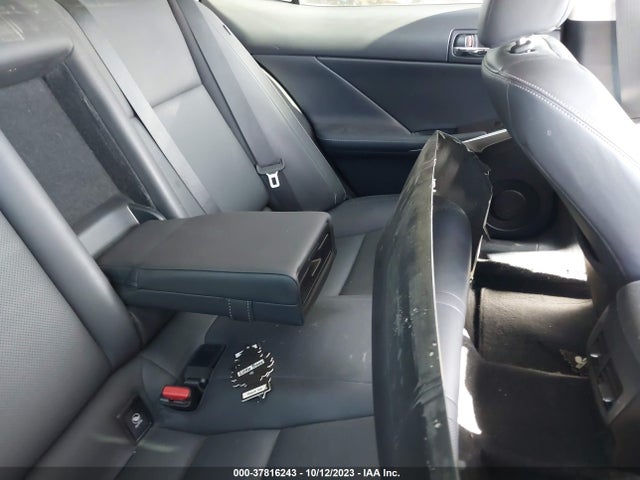 JTHBA1D29G5029855 Lexus IS 200T