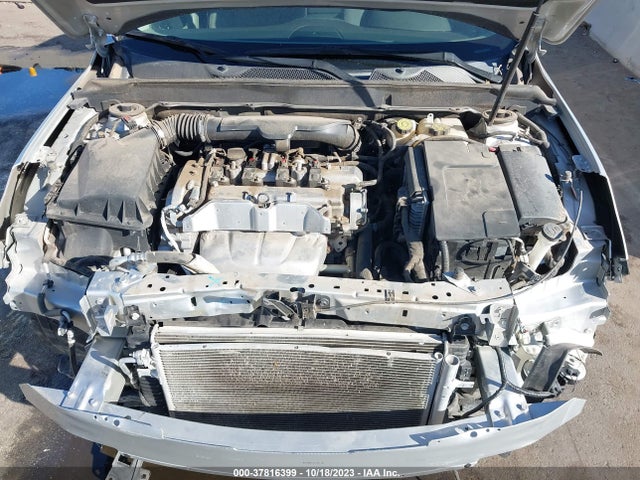 Chevrolet MALIBU LS 2015 1G11B5SL2FF351736 Image 10