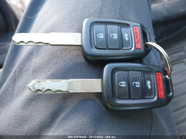 2HGFC2F68KH563676 Honda Civic Sedan Lx