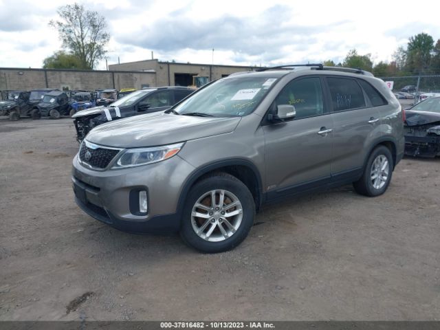 5XYKTCA6XFG652986 KIA SORENTO LX