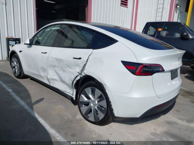 7SAYGDEE4PF869032 Tesla Model Y Long Range