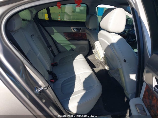 2009 JAGUAR XF SAJWA05B09HR16999 Photo 7