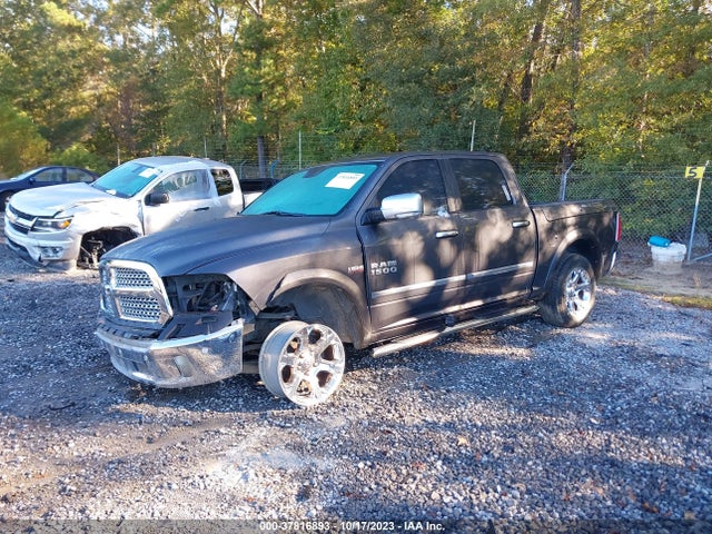 RAM 1500 Laramie 2016 1C6RR6NT2GS415233 Image 2