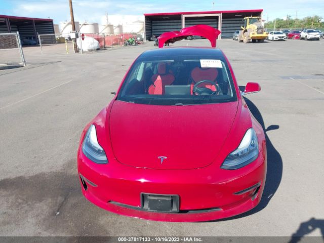 5YJ3E1EA4JF126175 Tesla Model 3 Mid Range/long Range