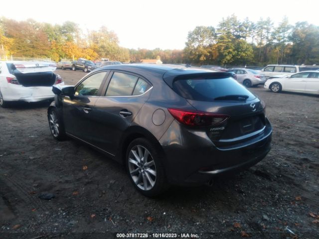 2017 MAZDA MAZDA3 5-DOOR 3MZBN1L35HM149984 Photo 2
