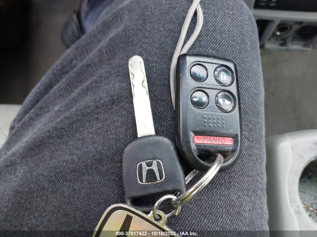 2008 HONDA ODYSSEY EX-L VIN: 5FNRL387X8B068062