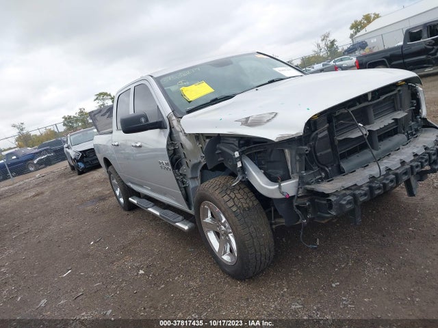 2018 3C6RR7KT5JG130020 main image