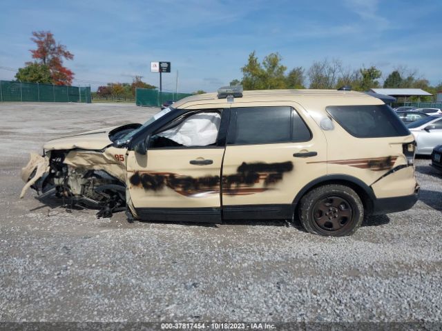1FM5K8AR0HGC70310 Ford POLICE INTERCEPTOR