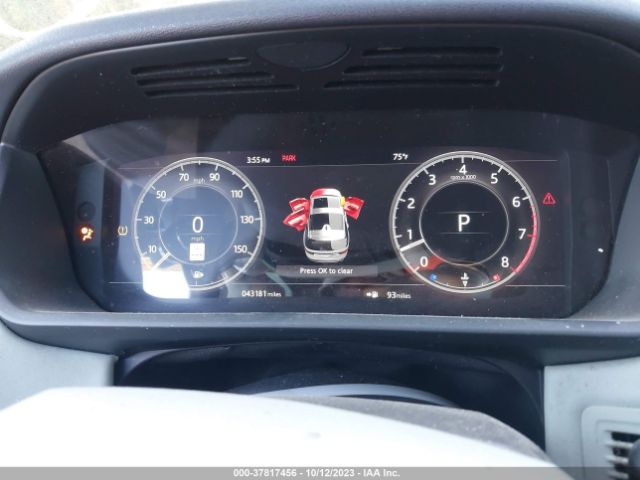 SALRT2RV9JA068990 Land Rover Discovery Hse Luxury