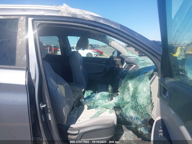 Hyundai TUCSON SE 2017 KM8J33A44HU332215 Image 5