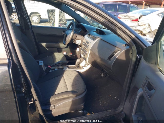 2010 FORD FOCUS SE VIN: 1FAHP3FN0AW202456