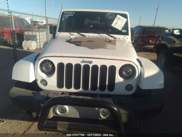 1C4AJWBG3EL121917 Jeep Wrangler Sahara