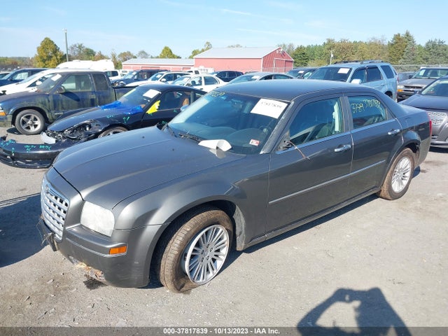 2010 CHRYSLER 300 TOURING VIN: 2C3CA5CV6AH164482