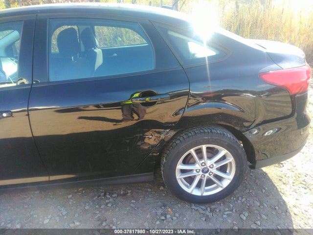 2016 FORD FOCUS SE VIN: 1FADP3F24GL353895