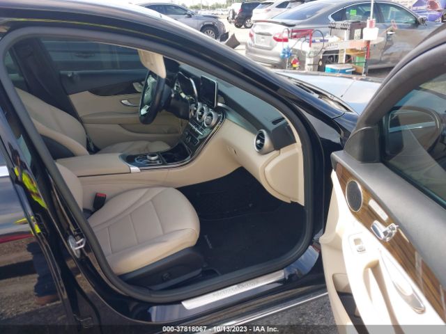 55SWF4KB4HU212572 Mercedes-Benz C 300 Sport 4matic/luxury 4matic/4matic