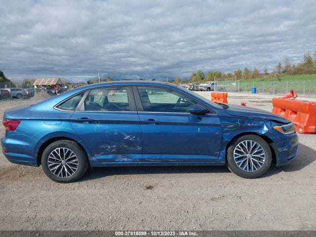 3VWE57BU8KM064672 Volkswagen JETTA SEL