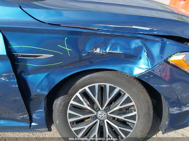 3VWE57BU8KM064672 Volkswagen JETTA SEL