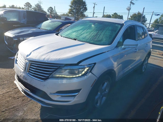 5LMCJ1C97GUJ18343 Lincoln Mkc Premier