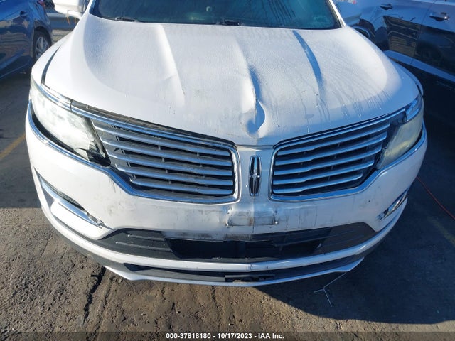 5LMCJ1C97GUJ18343 Lincoln Mkc Premier