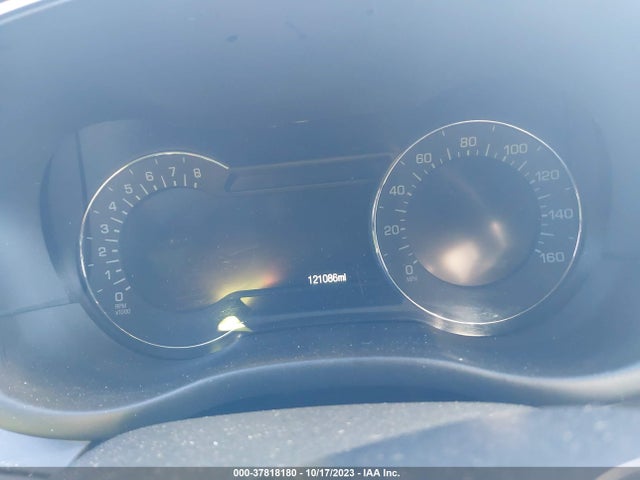 5LMCJ1C97GUJ18343 Lincoln Mkc Premier