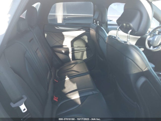 5LMCJ1C97GUJ18343 Lincoln Mkc Premier