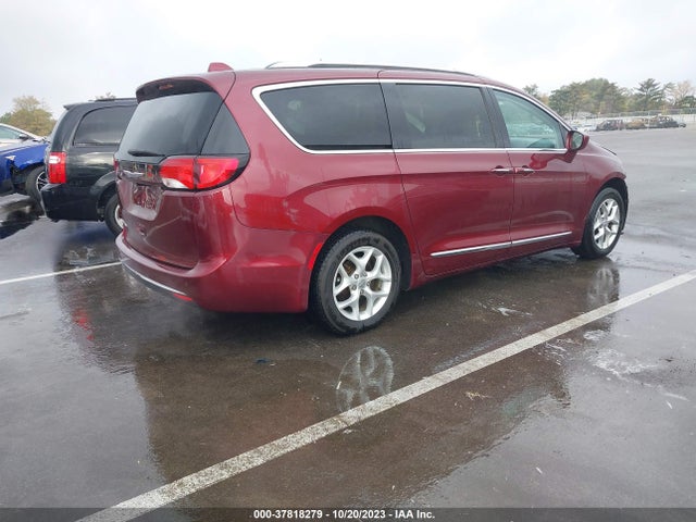 2C4RC1EG3HR764064 Chrysler Pacifica Touring-l Plus