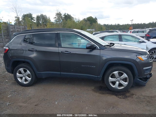 Jeep Compass Latitude 4x4 2018 3C4NJDBB9JT176834 Image 12