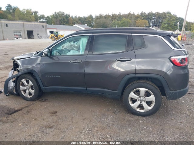 Jeep Compass Latitude 4x4 2018 3C4NJDBB9JT176834 Image 13