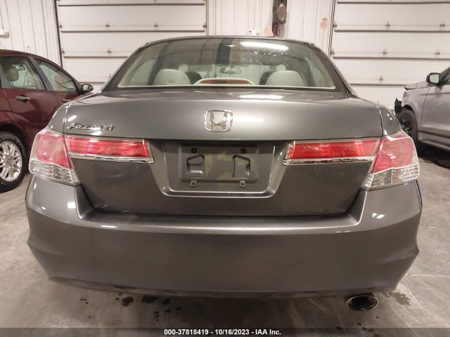 2011 HONDA ACCORD SDN LX VIN: 1HGCP2F31BA138506