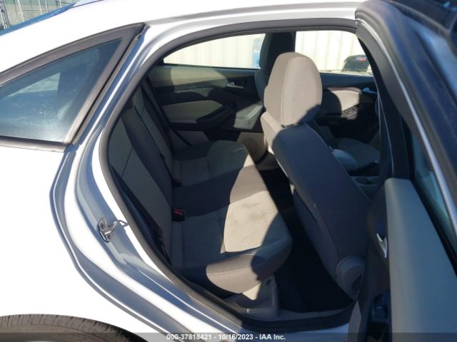 1FADP3F22EL238340 Ford FOCUS SE