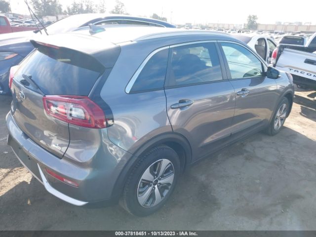 KNDCC3LC1H5067958 KIA NIRO EX