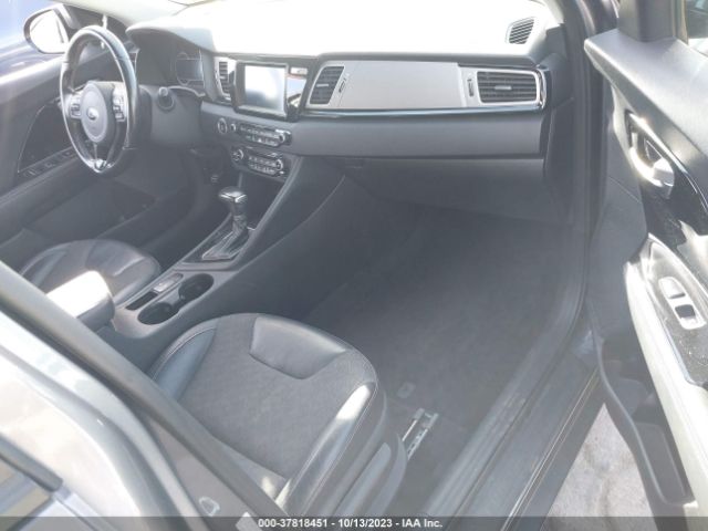 KNDCC3LC1H5067958 KIA NIRO EX