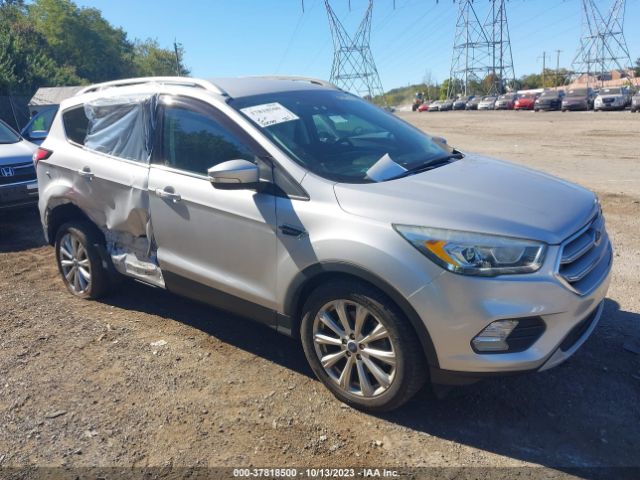 1FMCU0J97HUC92406 Ford Escape Titanium